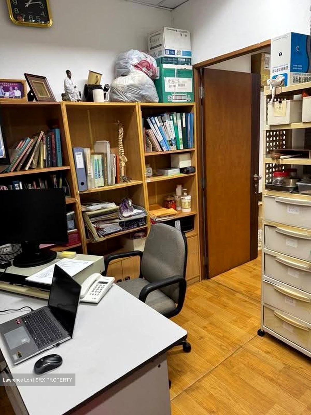 Golden Sultan Plaza (D7), Office #637671291
